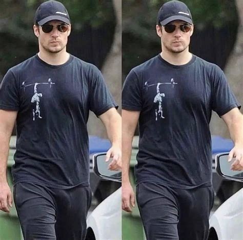 henry cavill bulge